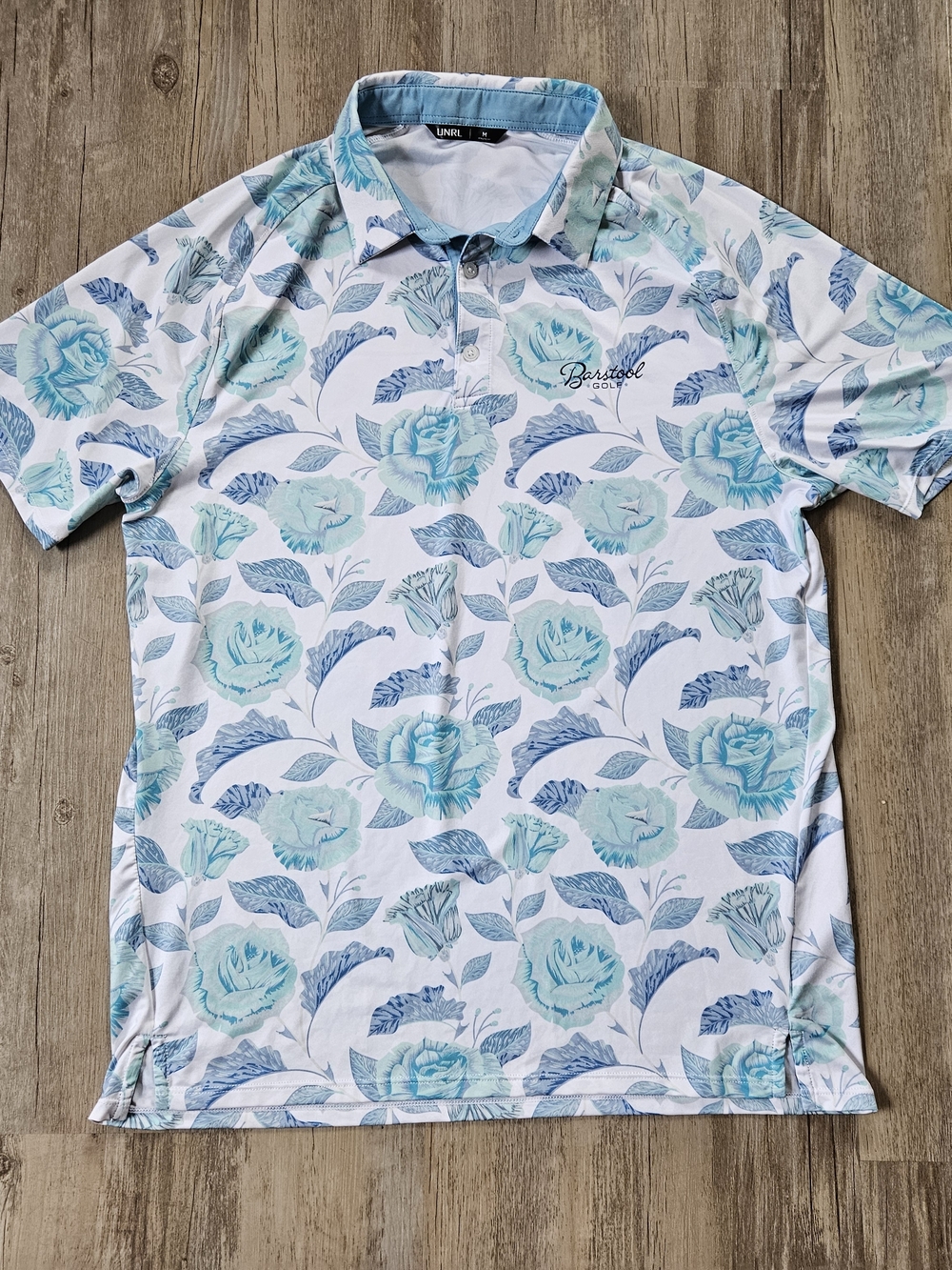 Unrl Men's Barstool Sports White & Light Blue Floral Print Polo Shirt Medium
